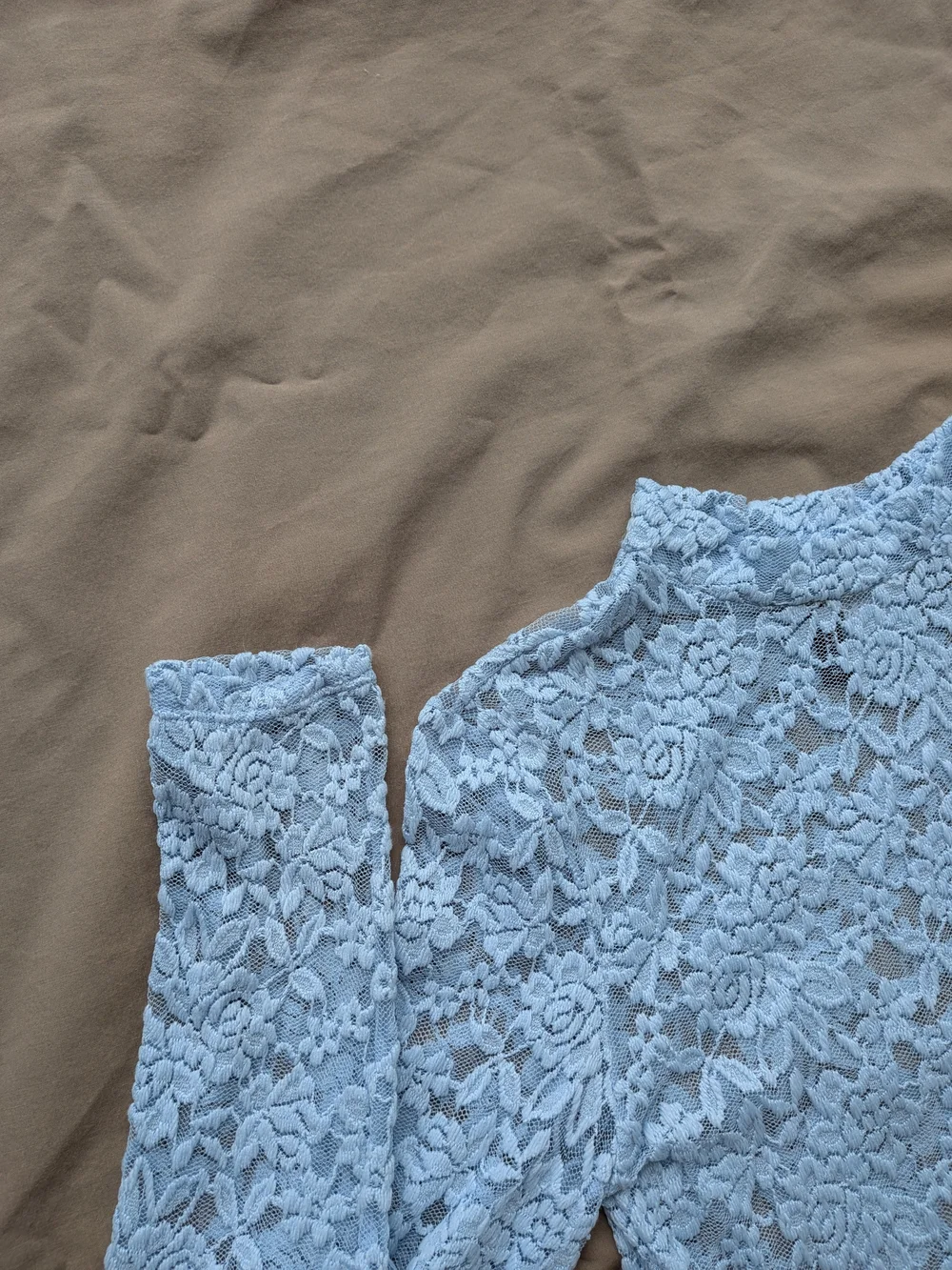 H&M Light Blue Lace Mock Neck Long Sleeve Crop Top